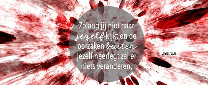 naar-jezelf-kijkt-702x286